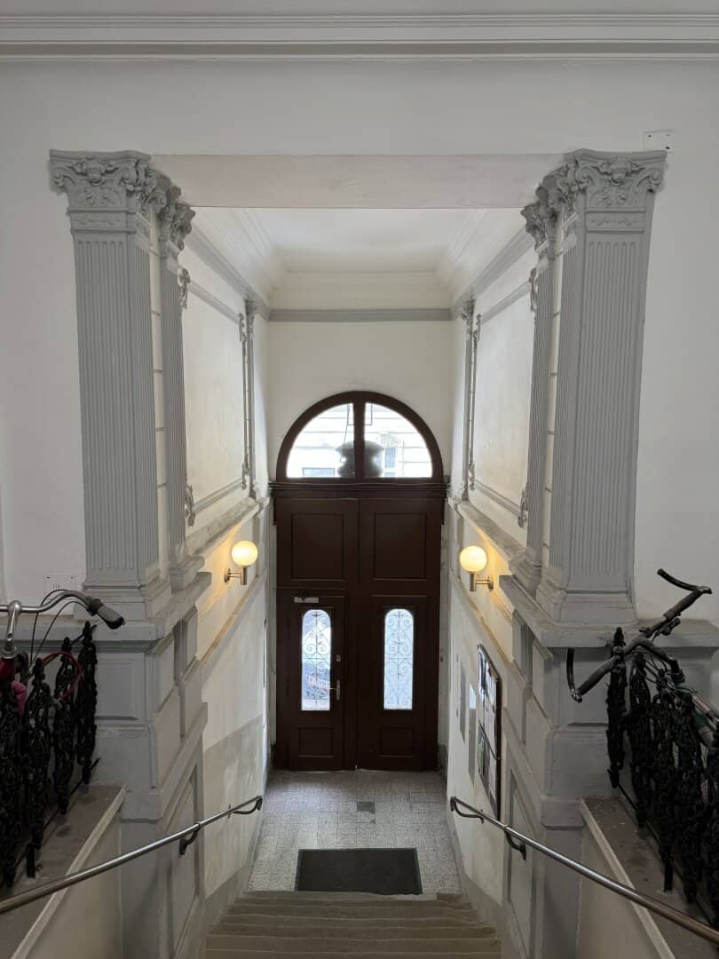 Unbefristet vermietete Anlegerwohnung - Altbauwohnung