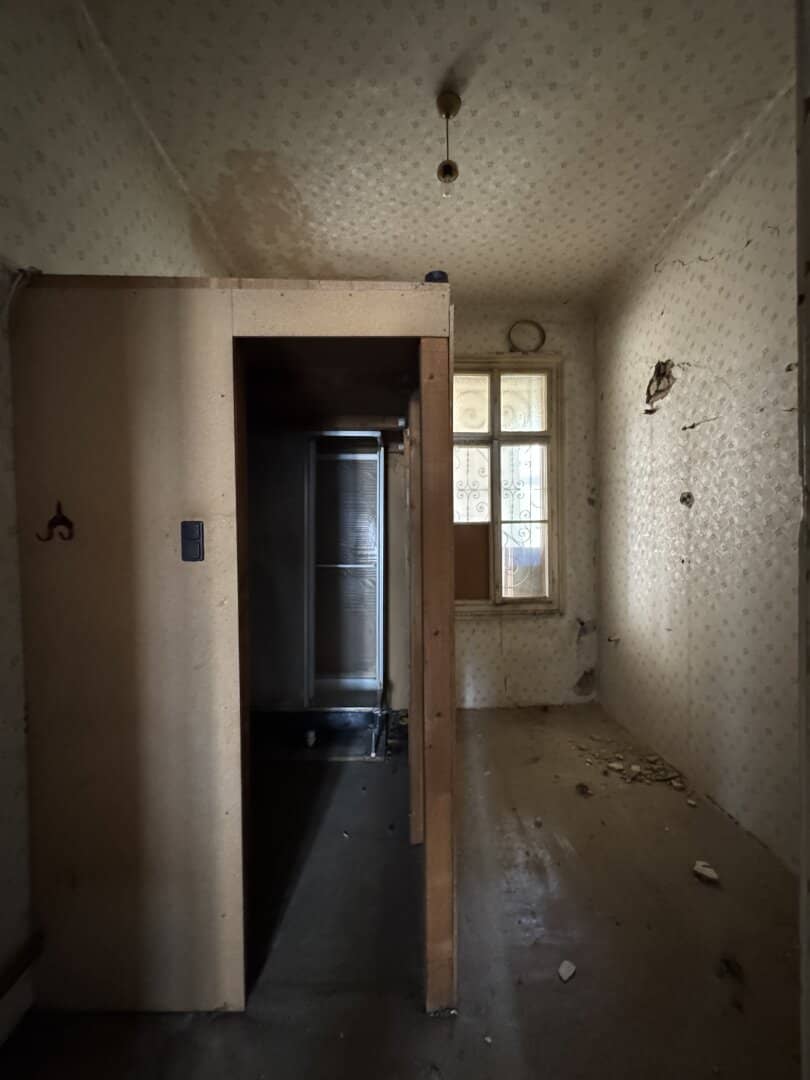 Stilvoller Altbau mit Sanierungspotenzial in Ruhelage – 2-Zimmer-Wohnung in 1200 Wien