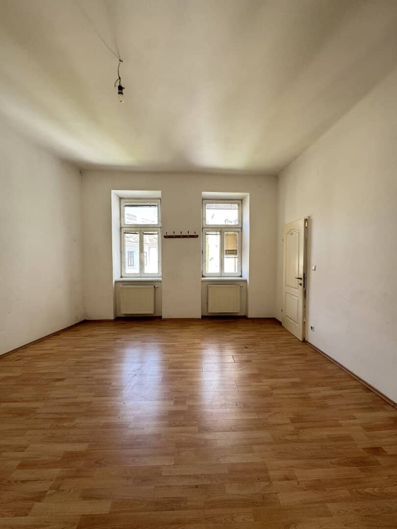 Charmante Altbauwohnung in absoluter Ruhelage