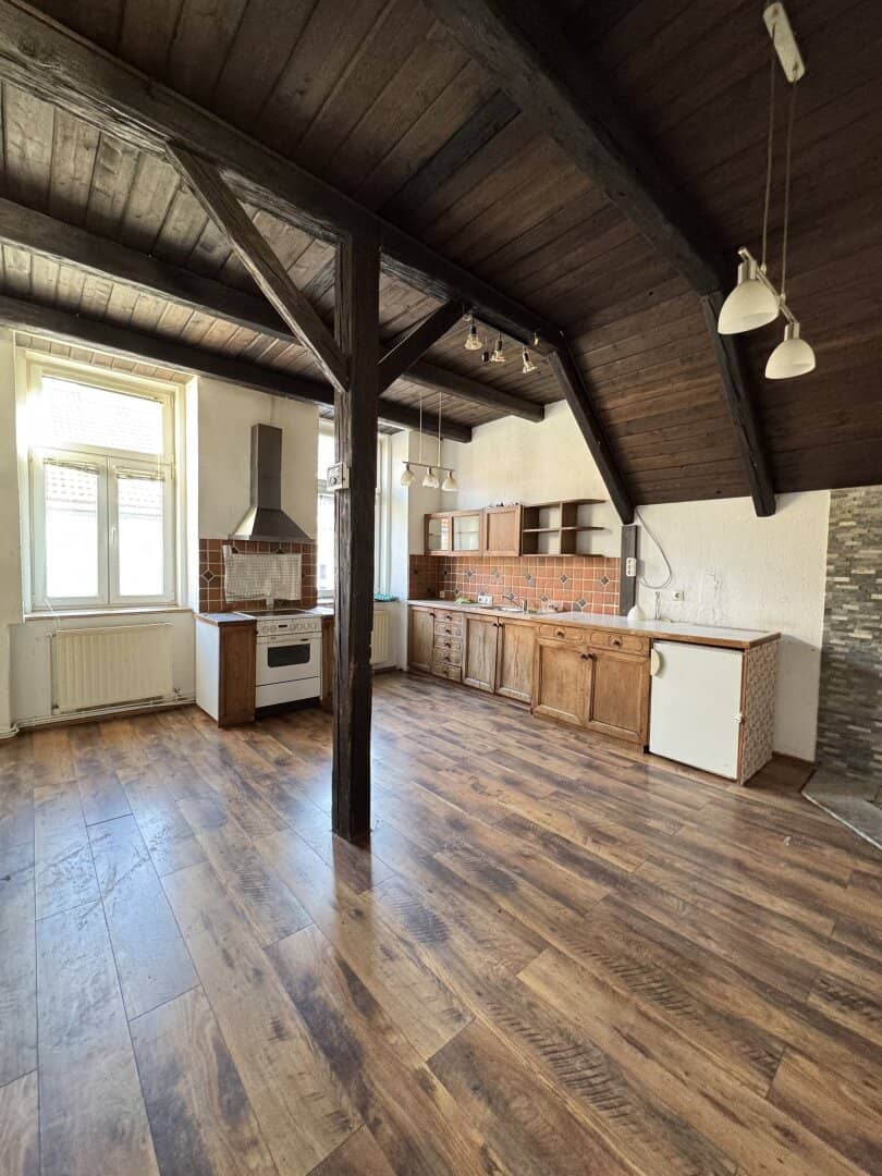 Altbau-Juwel mit Entwicklungspotenzial nahe Augarten – 78 m² in absoluter Ruhelage