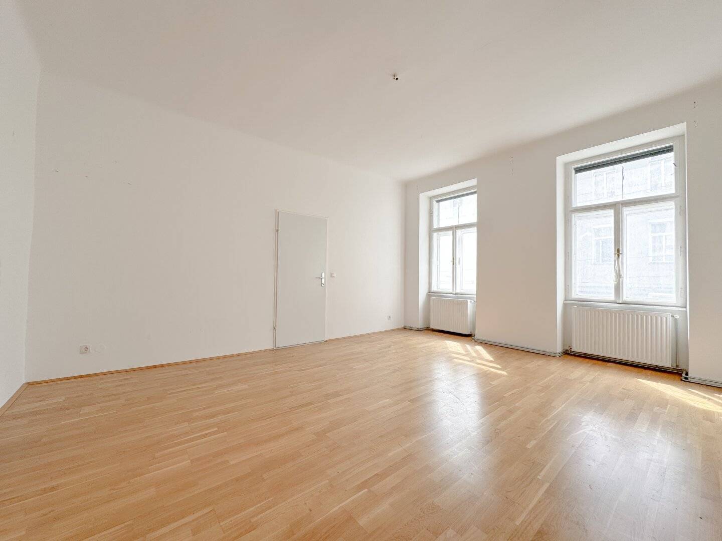 2-Zimmer-Altbauwohnung in Bestlage der Josefstadt – im stilvollen Gründerzeithaus