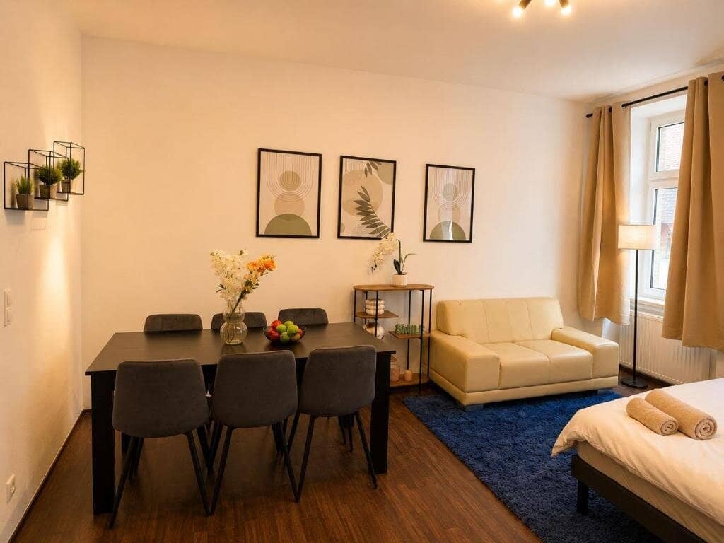 Sanierte 1,5-Zimmer-Altbauwohnung in Toplage von Favoriten