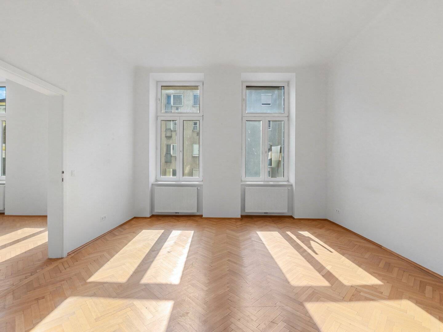 4-Zimmer-Altbau beim Augarten – Balkonvergrößerung möglich