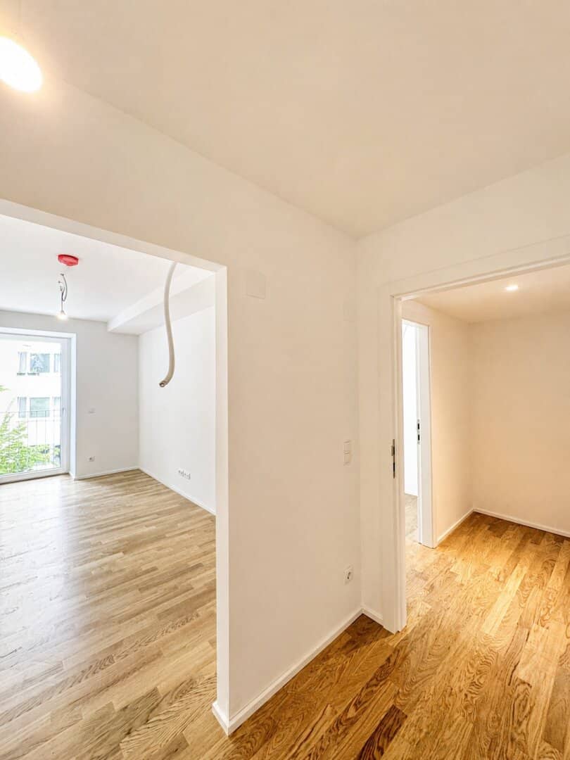 Stilvoller Erstbezug mit Balkon & Loggia in absoluter Ruhelage