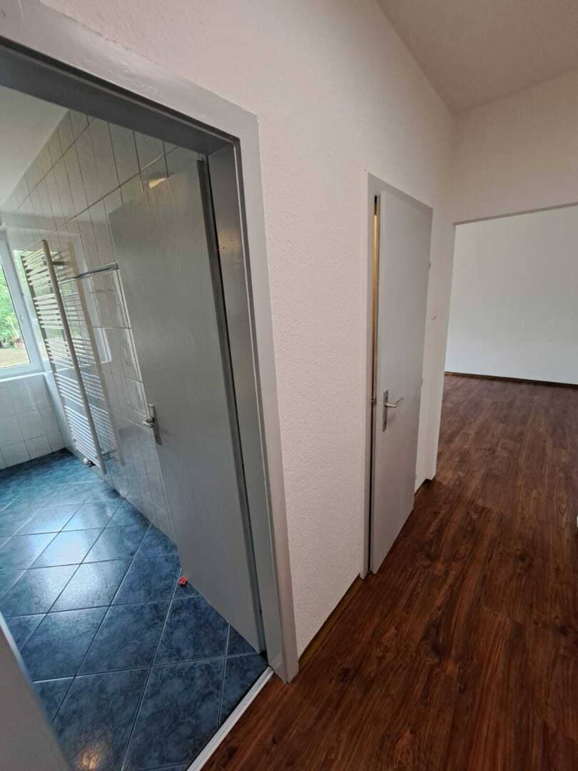Frisch renovierte 1-Zimmer-Wohnung mit neuer Einbauküche