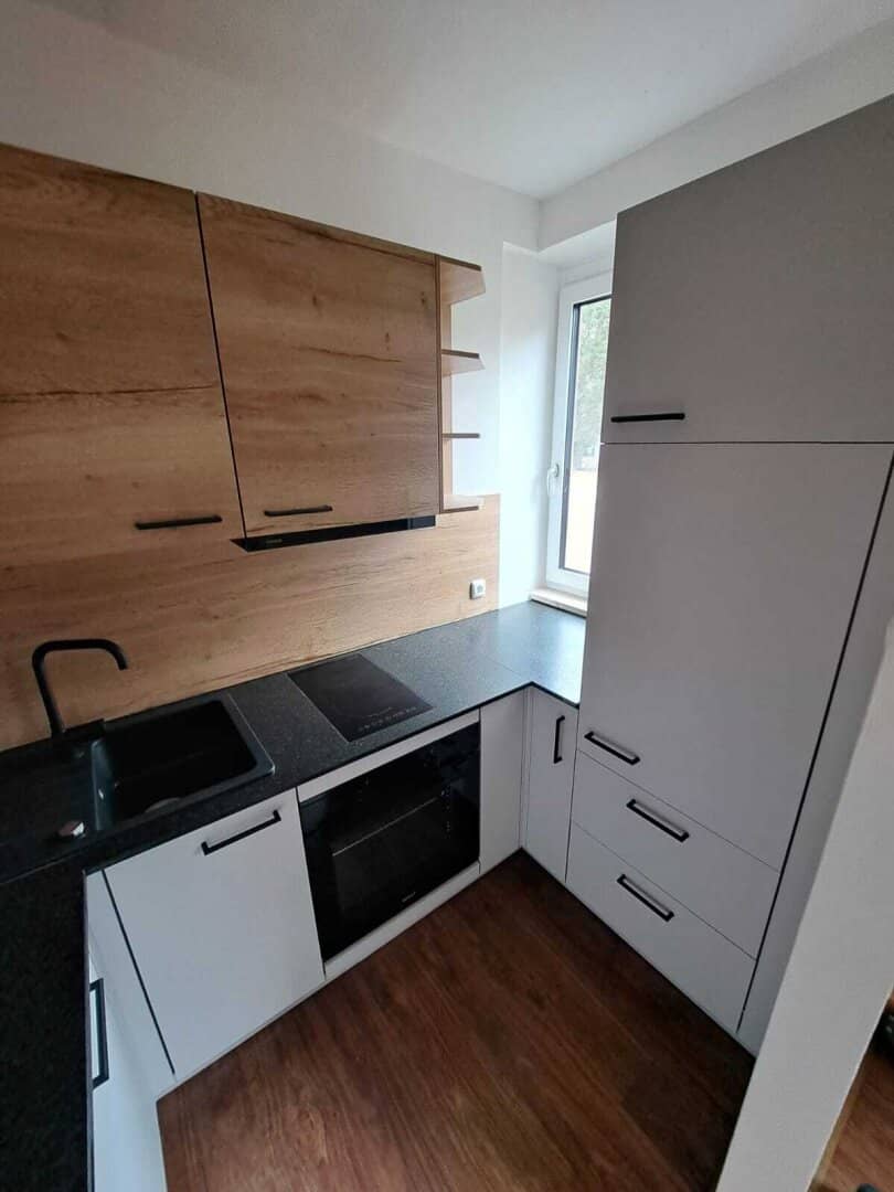 Frisch renovierte 1-Zimmer-Wohnung mit neuer Einbauküche