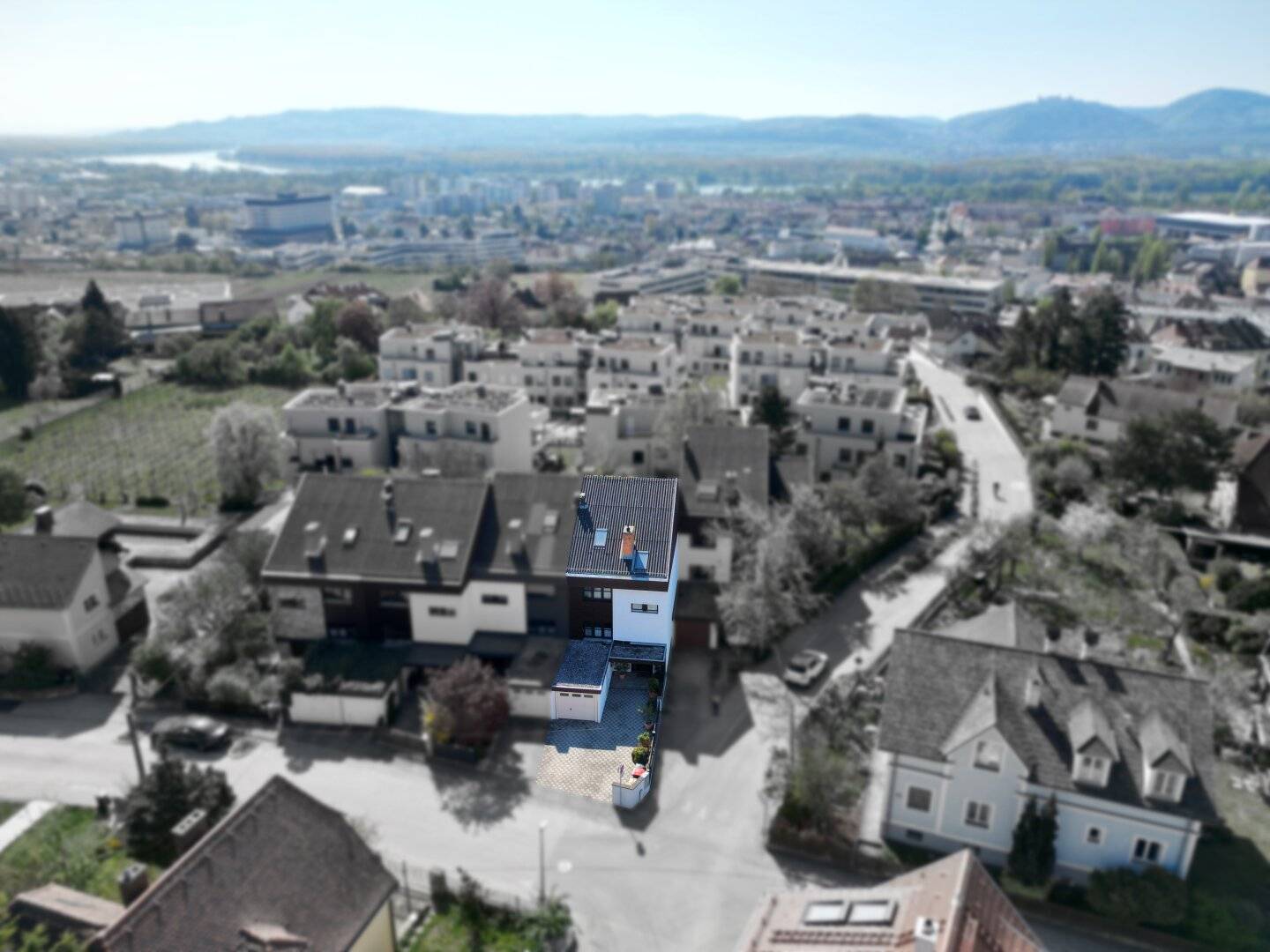 „Wohnen mit Platz & Komfort: geräumiges Reihenhaus am Steindl