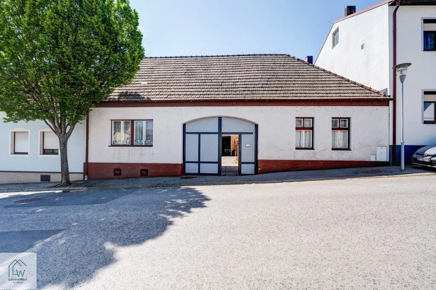 Familienhaus mit Werkstatt – Platz für Ihre Familie und Ihre Leidenschaft
