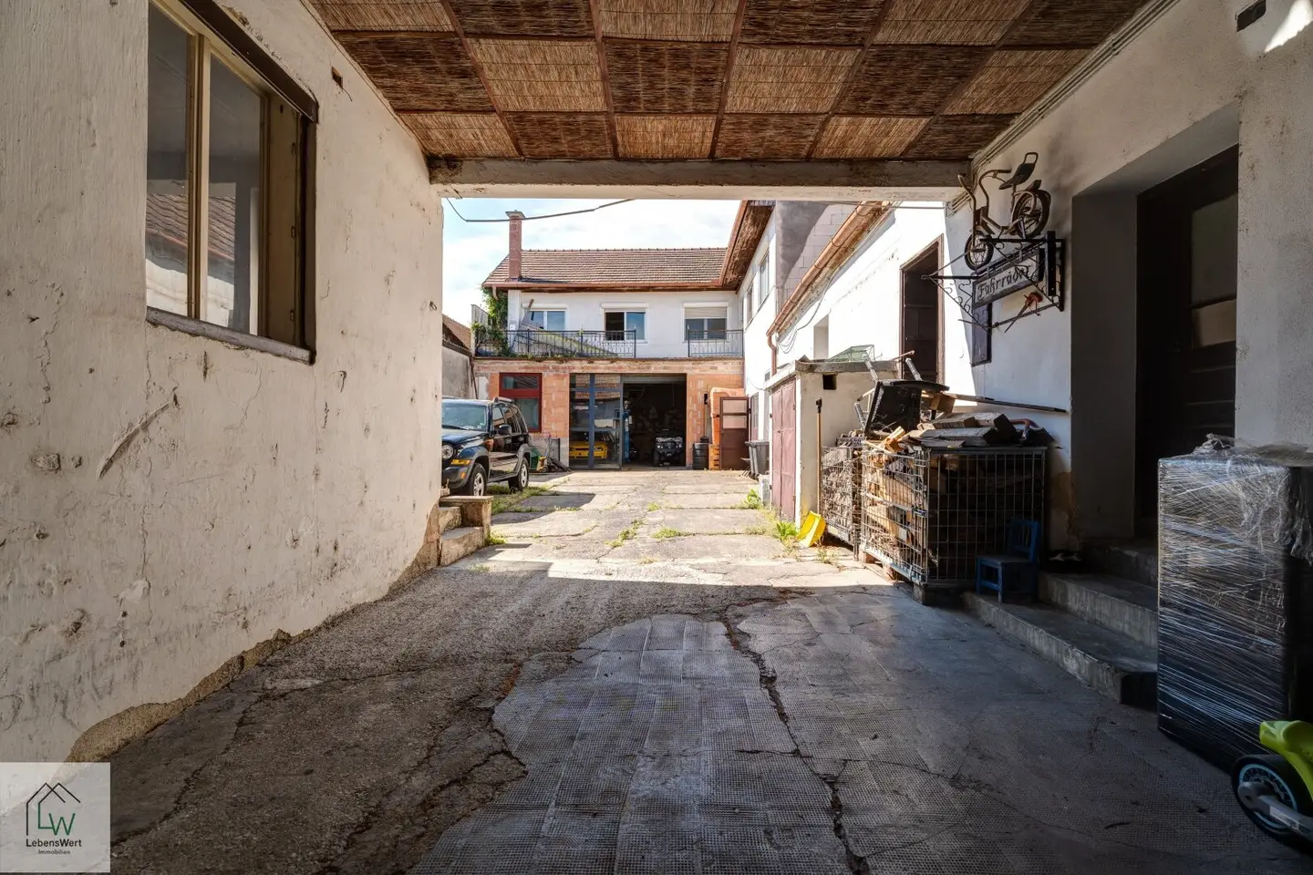 Familienhaus mit Werkstatt – Platz für Ihre Familie und Ihre Leidenschaft