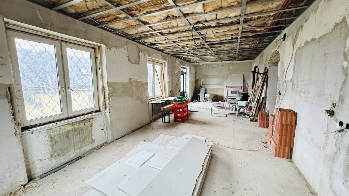 Wohnen zwischen Weinberge und Donau: Einfamilienhaus mit Neubauchance