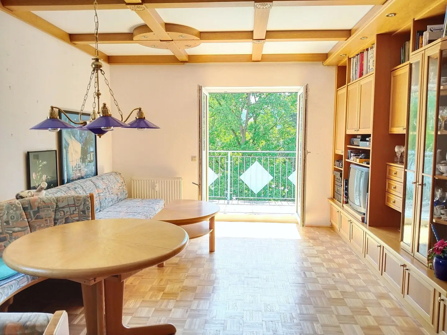 Helle 2-Zimmer-Wohnung mit Terrasse | 70 m² Nutzfläche | eigener Parkplatz