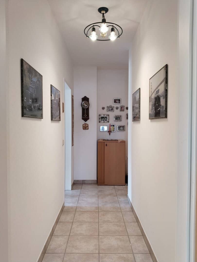 Helle 2-Zimmer-Wohnung mit Terrasse | 70 m² Nutzfläche | eigener Parkplatz
