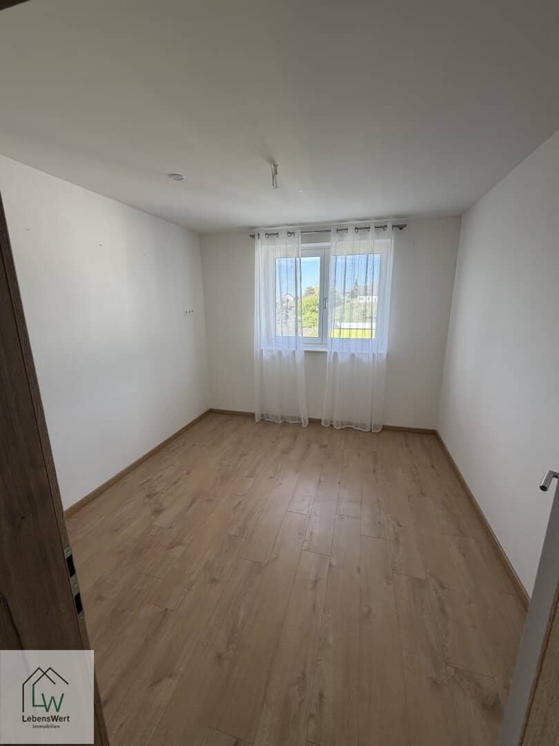 75 m² | Loggia | 2 Parkplätze | Top!