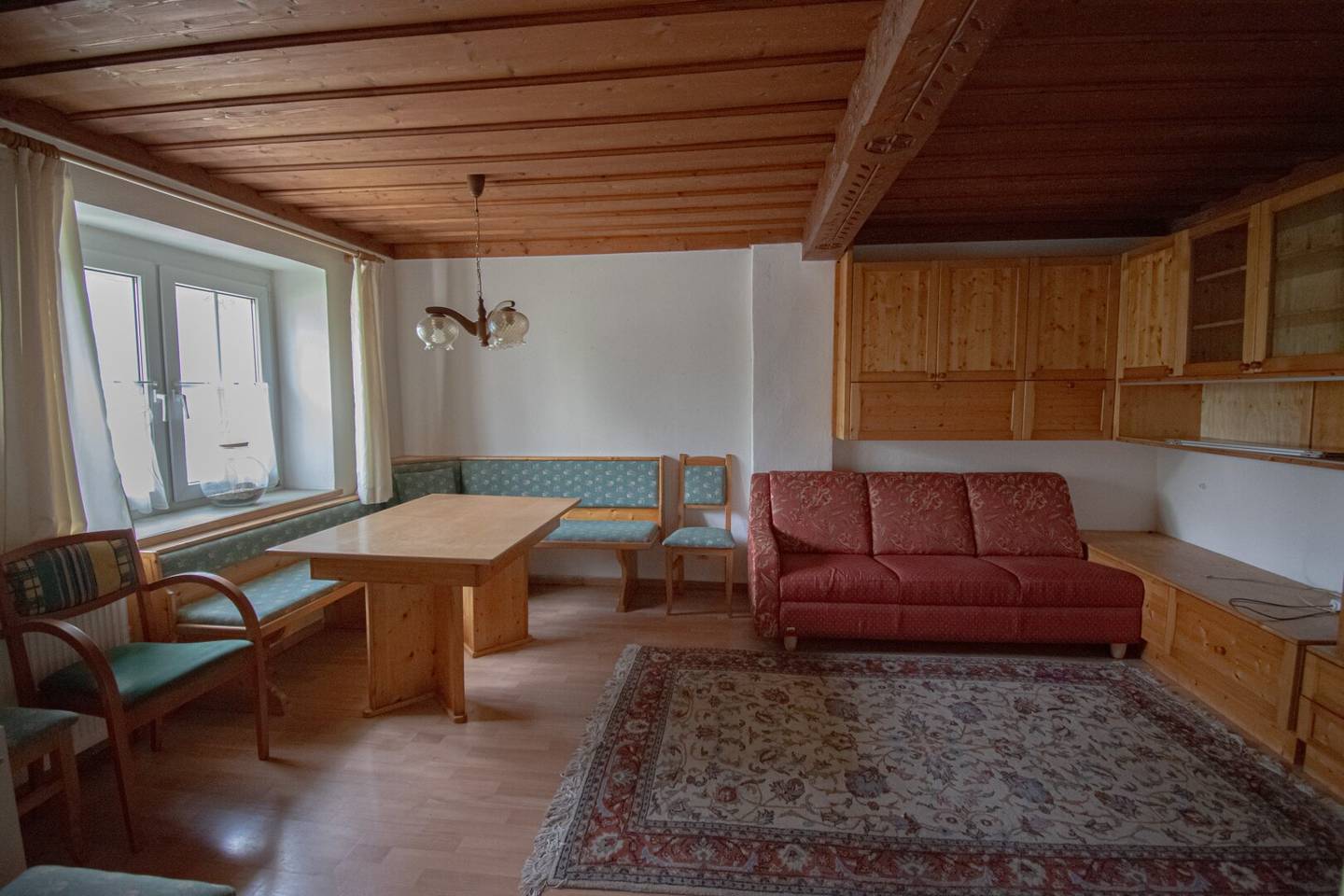 Ländliche Lage, städtische Anbindung – ein Zuhause zum Gestalten