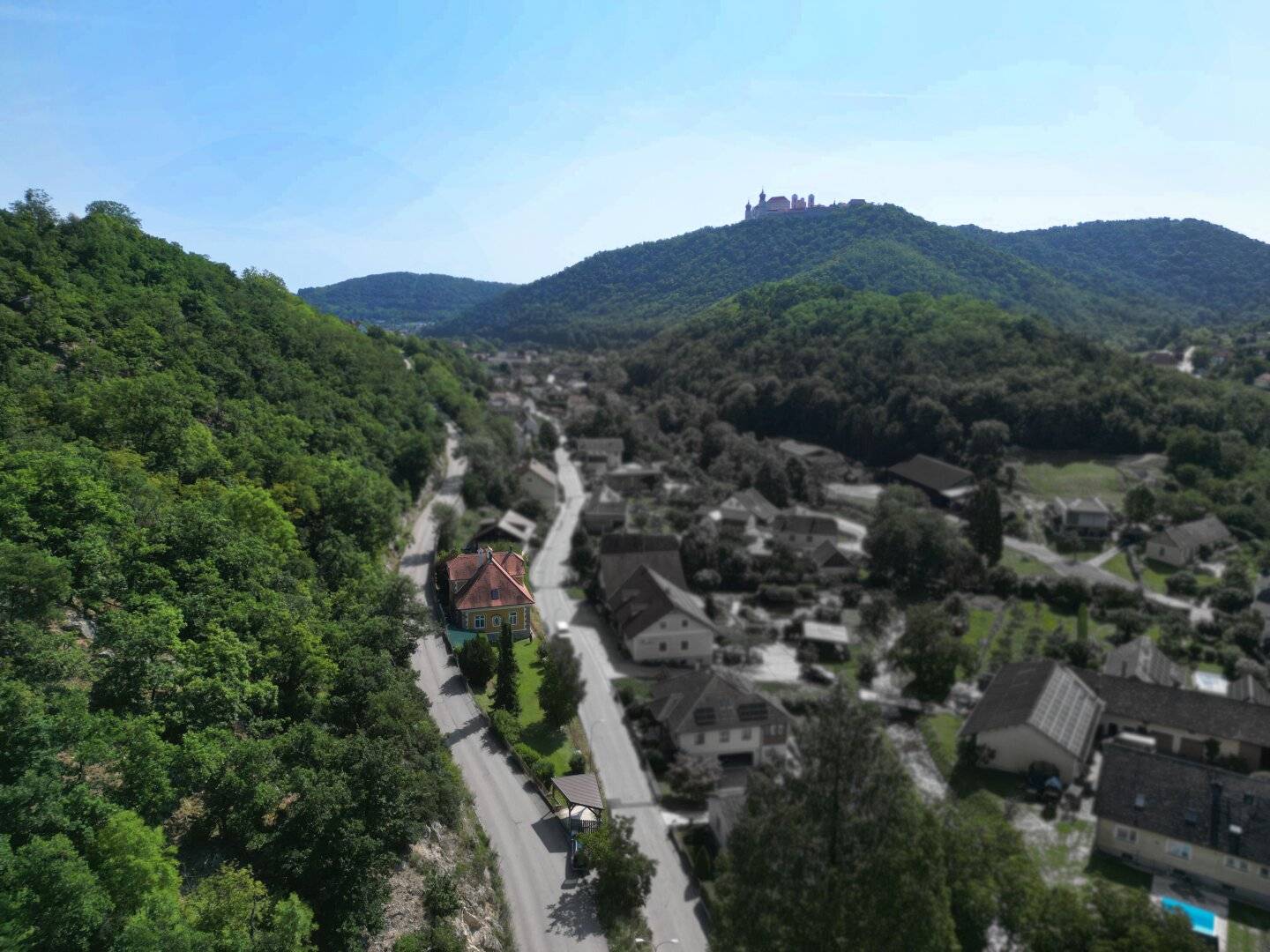 "Jahrhundertwende-Villa" nahe Krems/Wachau mit Göttweigblick!