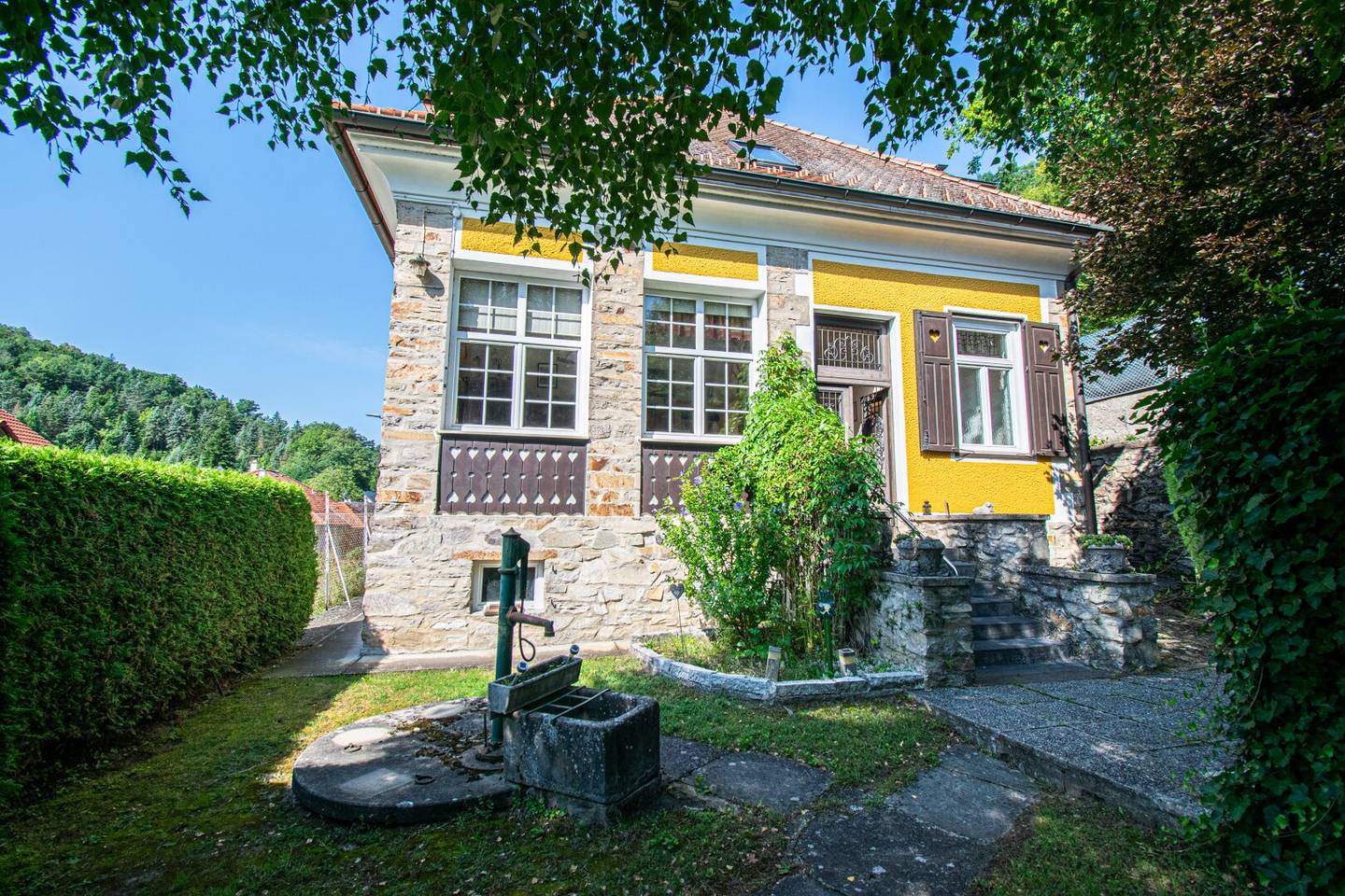 "Jahrhundertwende-Villa" nahe Krems/Wachau mit Göttweigblick!