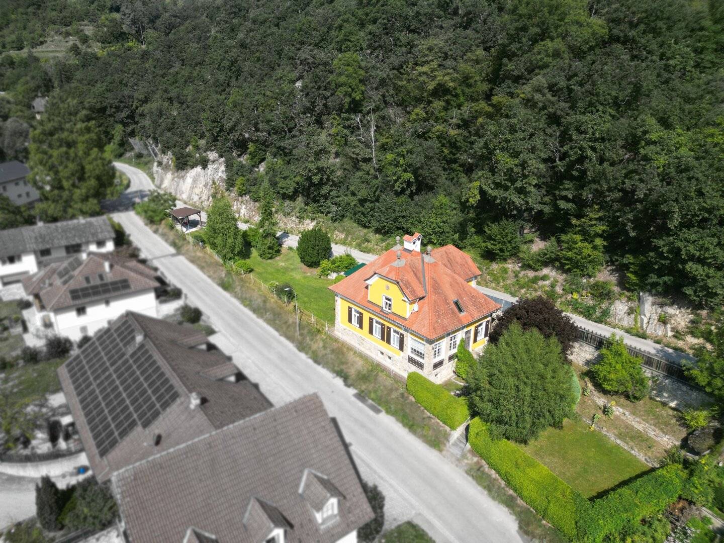 "Jahrhundertwende-Villa" nahe Krems/Wachau mit Göttweigblick!