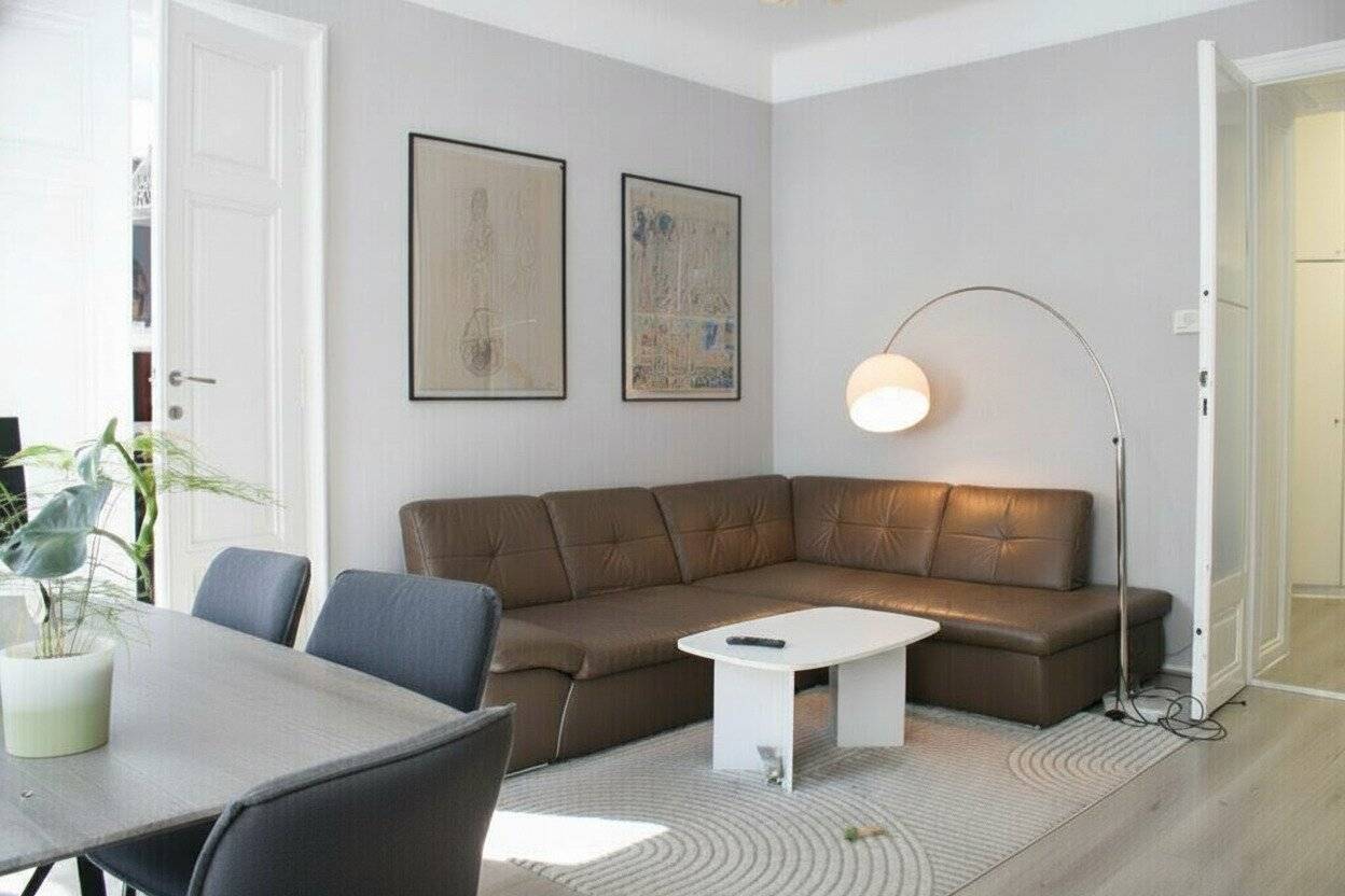 Altbau beim Rochusmarkt – 81 m² mit Wiener Herz