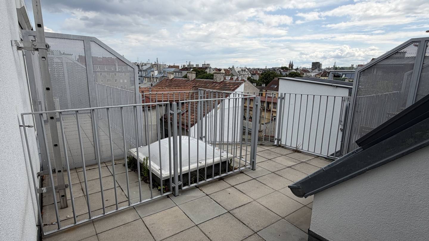 **Sommeraktion: -50% Maklerprovision** Erstklassige 3 Zimmer Maisonette-Wohnung mit Terrasse in Ruhelage – 1170 Wien