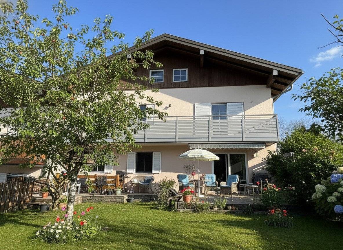Charmante Gartenwohnung mit Garage und Carport in Neumarkt am Wallersee