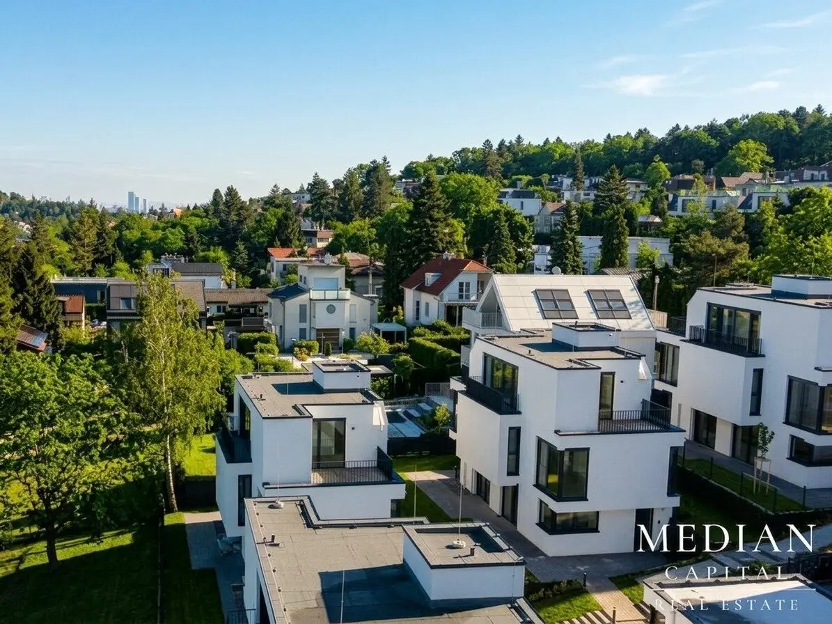 Wohnen über den Dächern – Villa mit atemberaubendem Ausblick