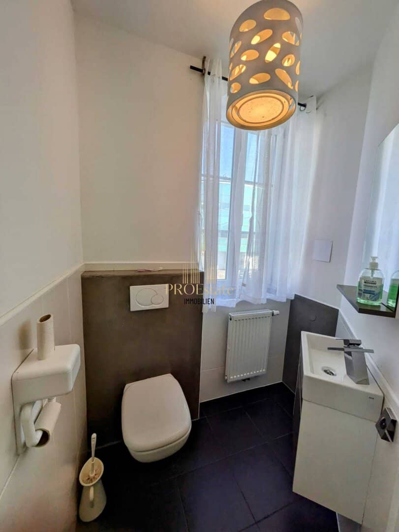 Traumhafte, gepflegte 3-Zimmer-Wohnung mit riesiger Dachterrasse in Steyr!
