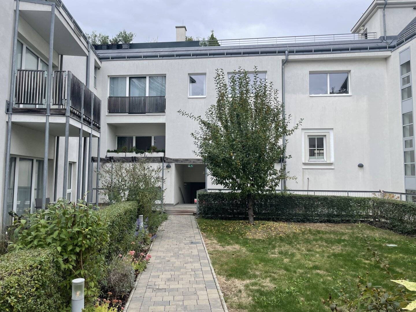 Zwei großzügige Wohneinheiten in Perchtoldsdorf + Tiefgarage