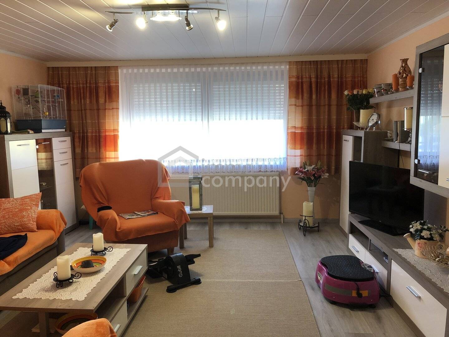 Charmantes 3-Zi-Einfamilienhaus in Marchegg mit Pool, Garage & Garten – €280.000!
