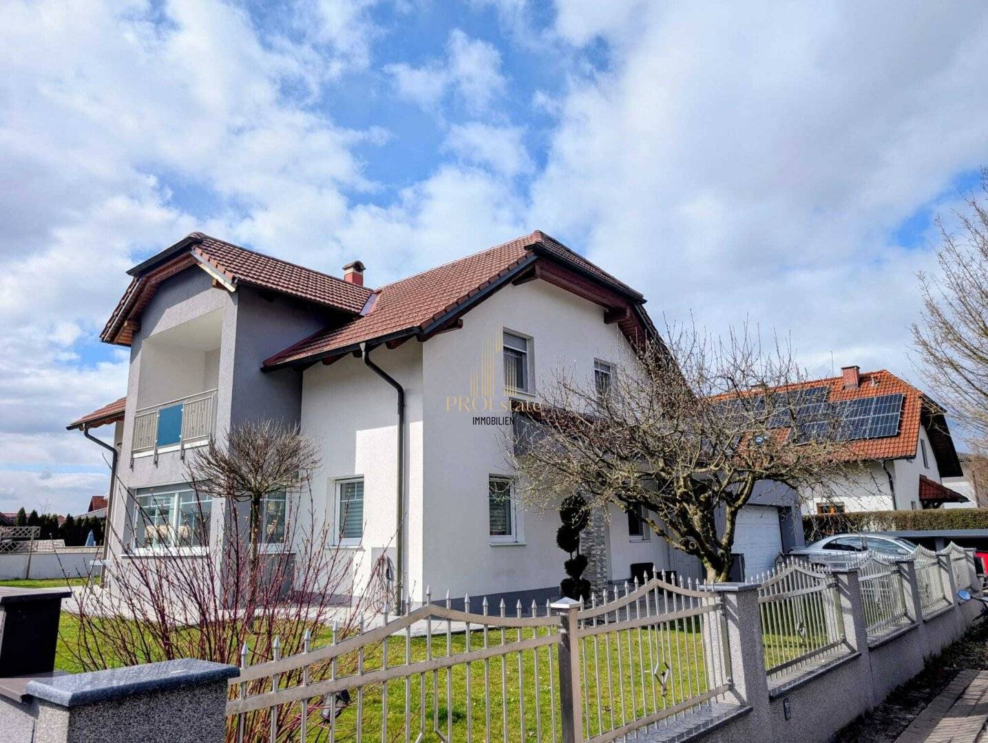 # VERMITTELT# Top gepflegtes Einfamilienhaus in Weißkirchen mit Erdwärme, Fußbodenheizung, neue Einbauküche & Pool ! Absolute Ruhelage!