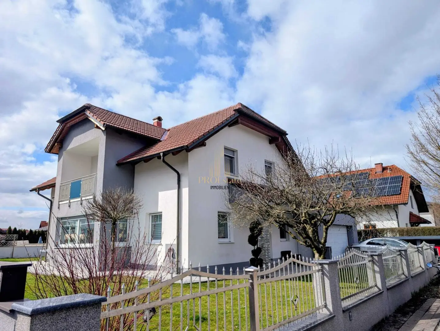 # VERMITTELT# Top gepflegtes Einfamilienhaus in Weißkirchen mit Erdwärme, Fußbodenheizung, neue Einbauküche & Pool ! Absolute Ruhelage!