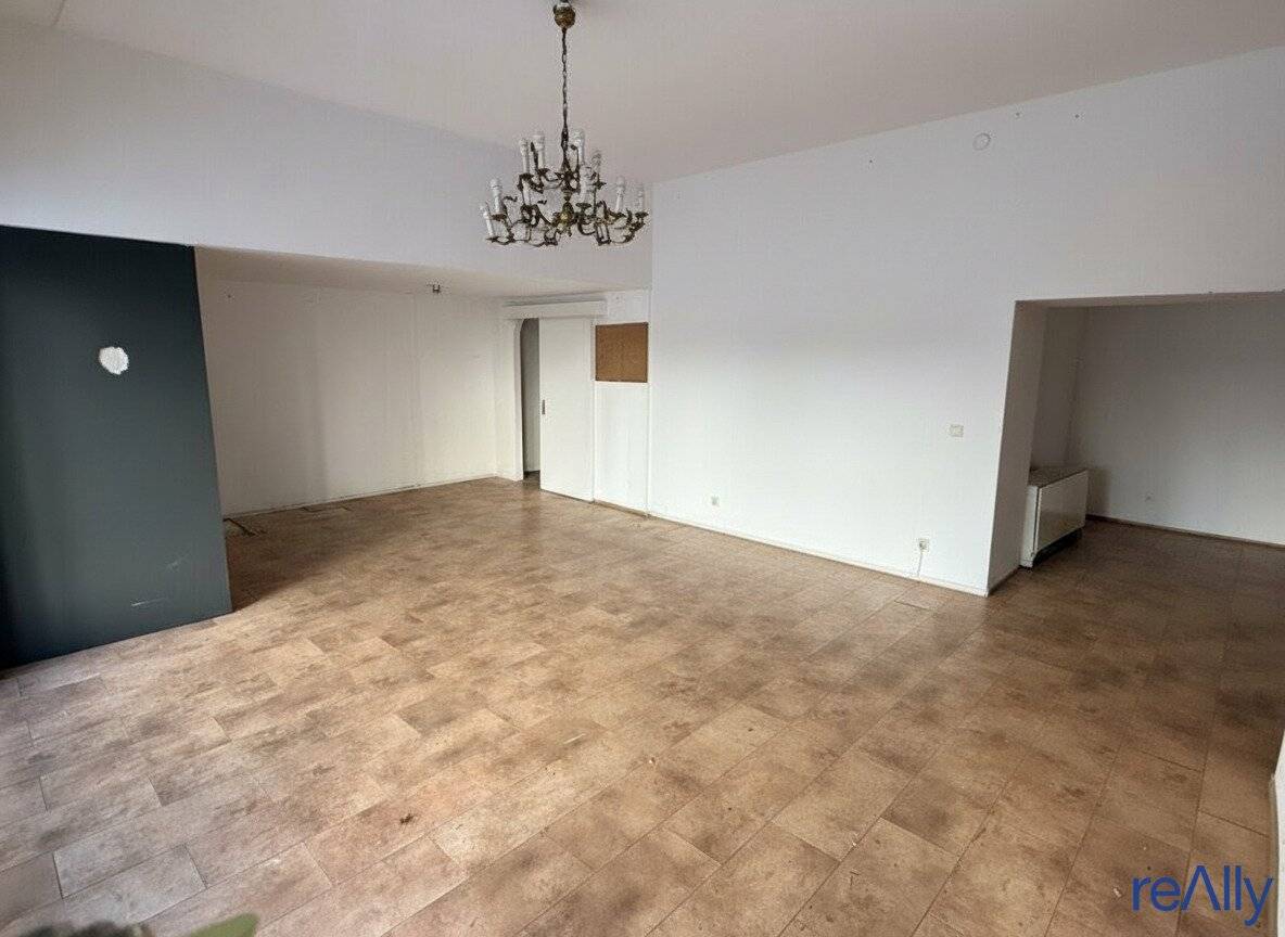 Branchenfreies, attraktives Geschäftslokal mit ca. 175m2 in sehr guter Lage