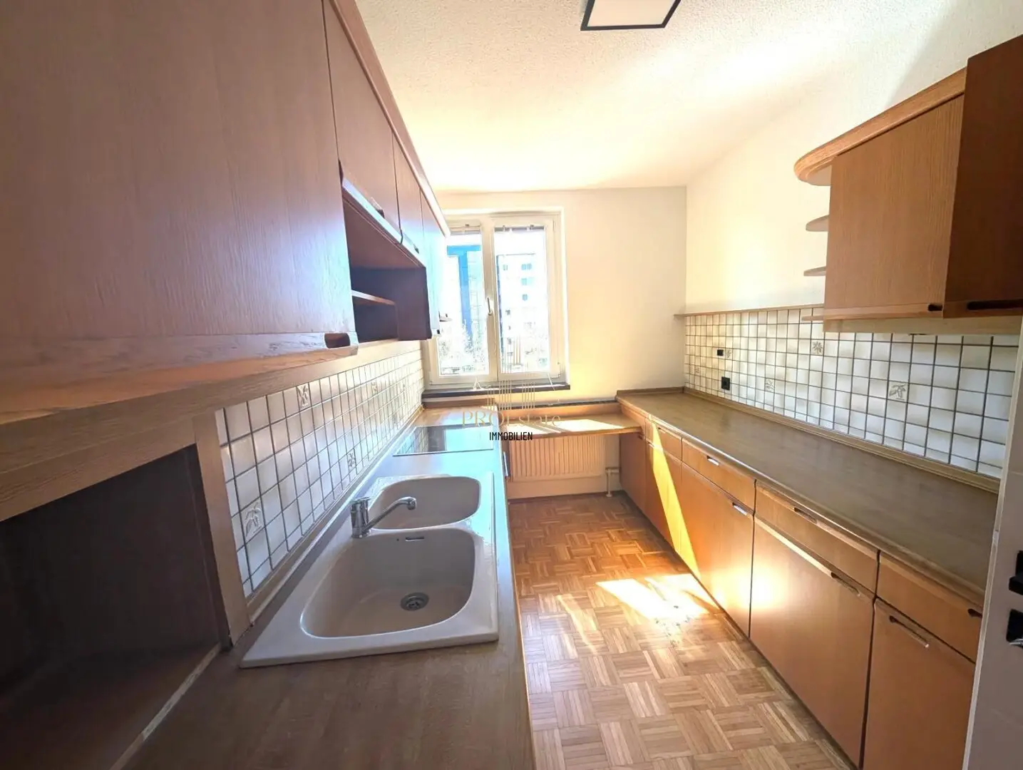 Moderne 2 Zimmer Wohnung in Wels, 65m², Balkon, Garage, Aufzug nur 169.000 €!