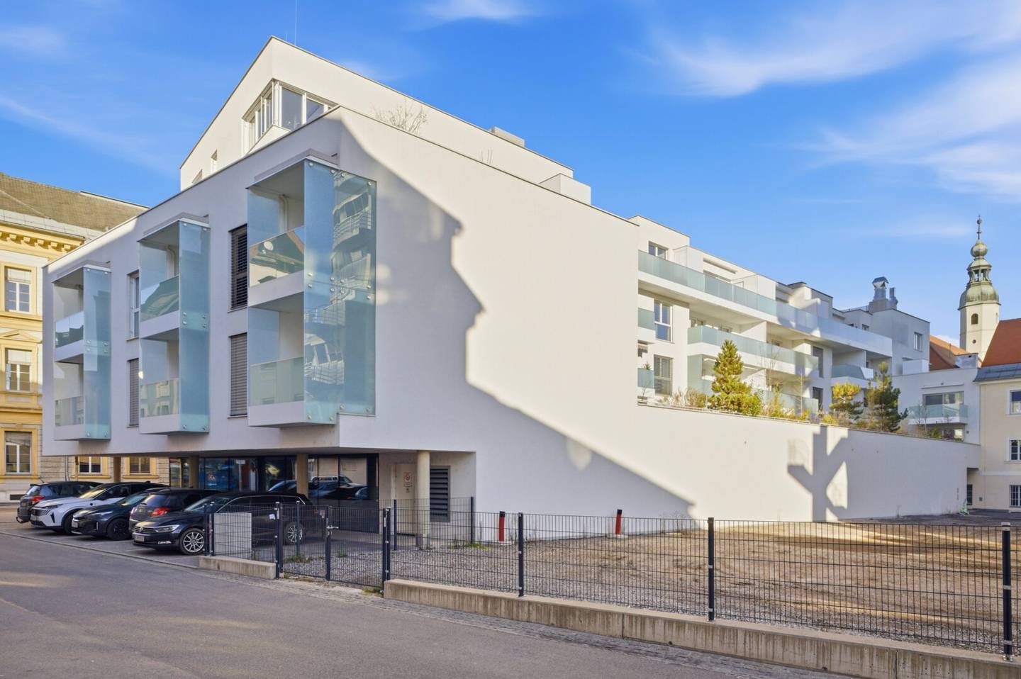 NEUBAU: Repräsentative Büro- / Praxis- / Kanzleifläche direkt am Benediktinermarkt!