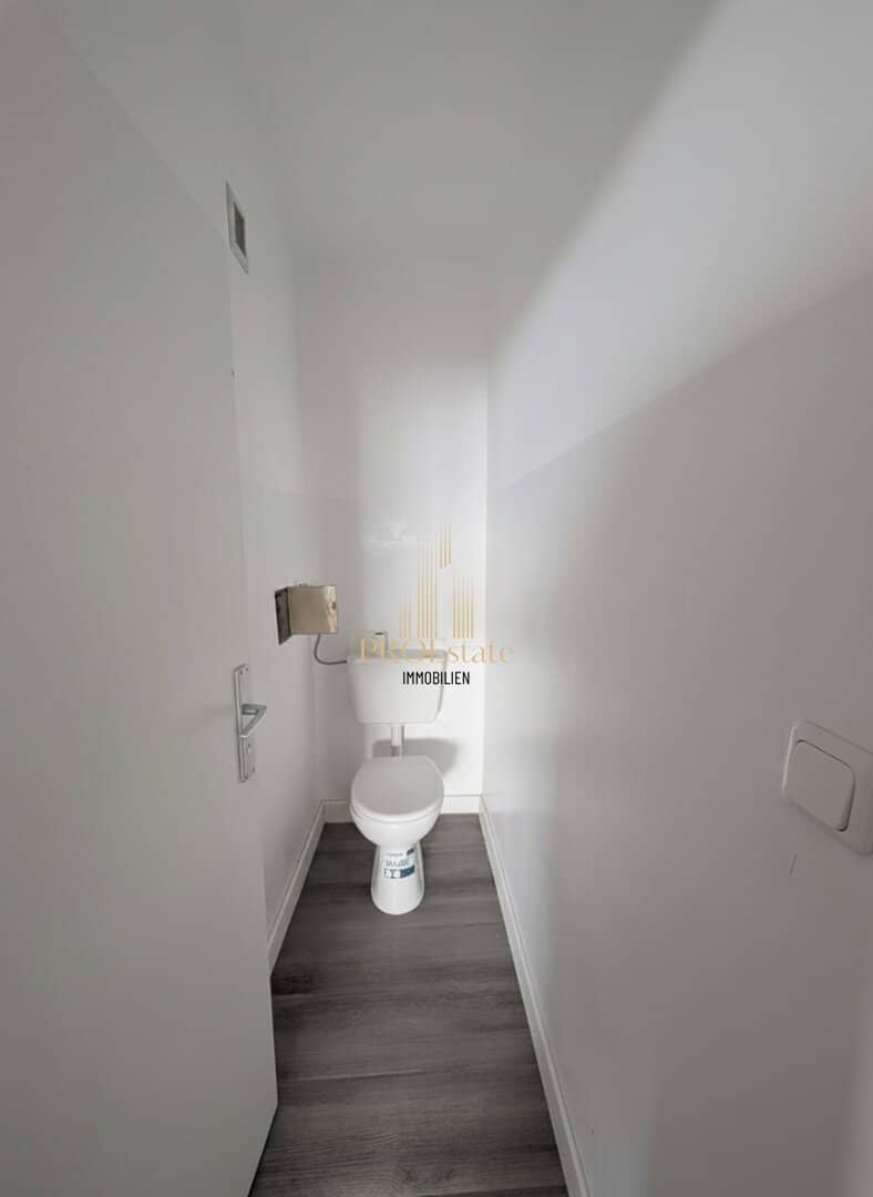 Moderne 3 Zimmer Wohnung in Wels, vollrenoviert mit Balkon und Stellplatz, 199.000 € Mietkauf möglich!