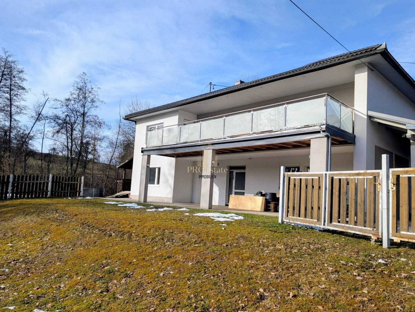 Modernisiertes Mehrfamilienhaus  2 getrennte Wohnungen- auf ca. 3.000 m² in Schlüßlberg - Ruhelage– Untervermietung möglich!