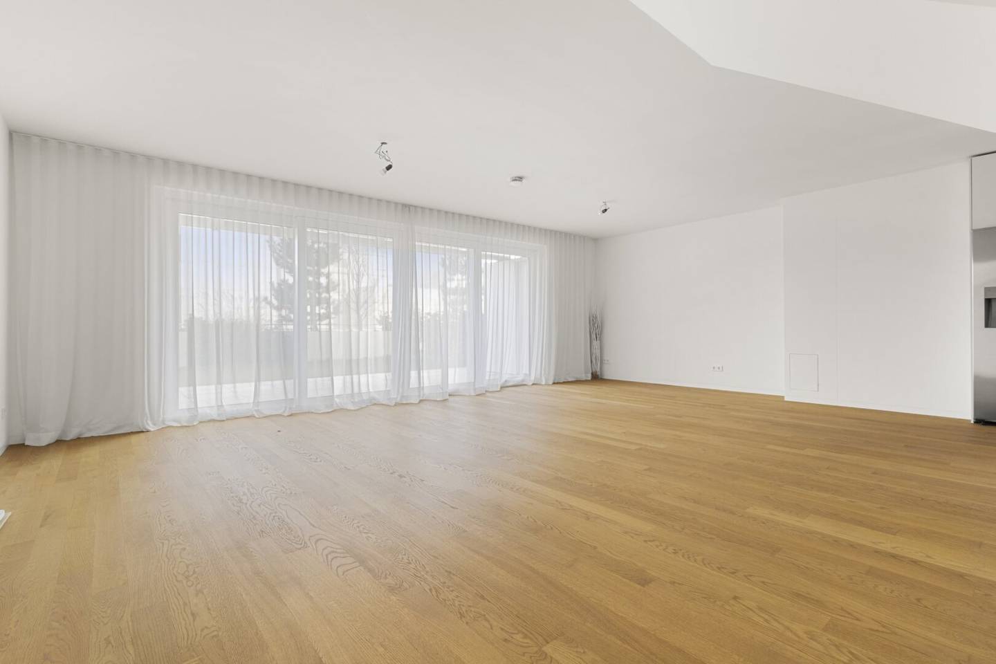 ERSTBEZUG: Moderne Maisonette mit Garten & Terrasse am Benediktinermarkt in Klagenfurt!