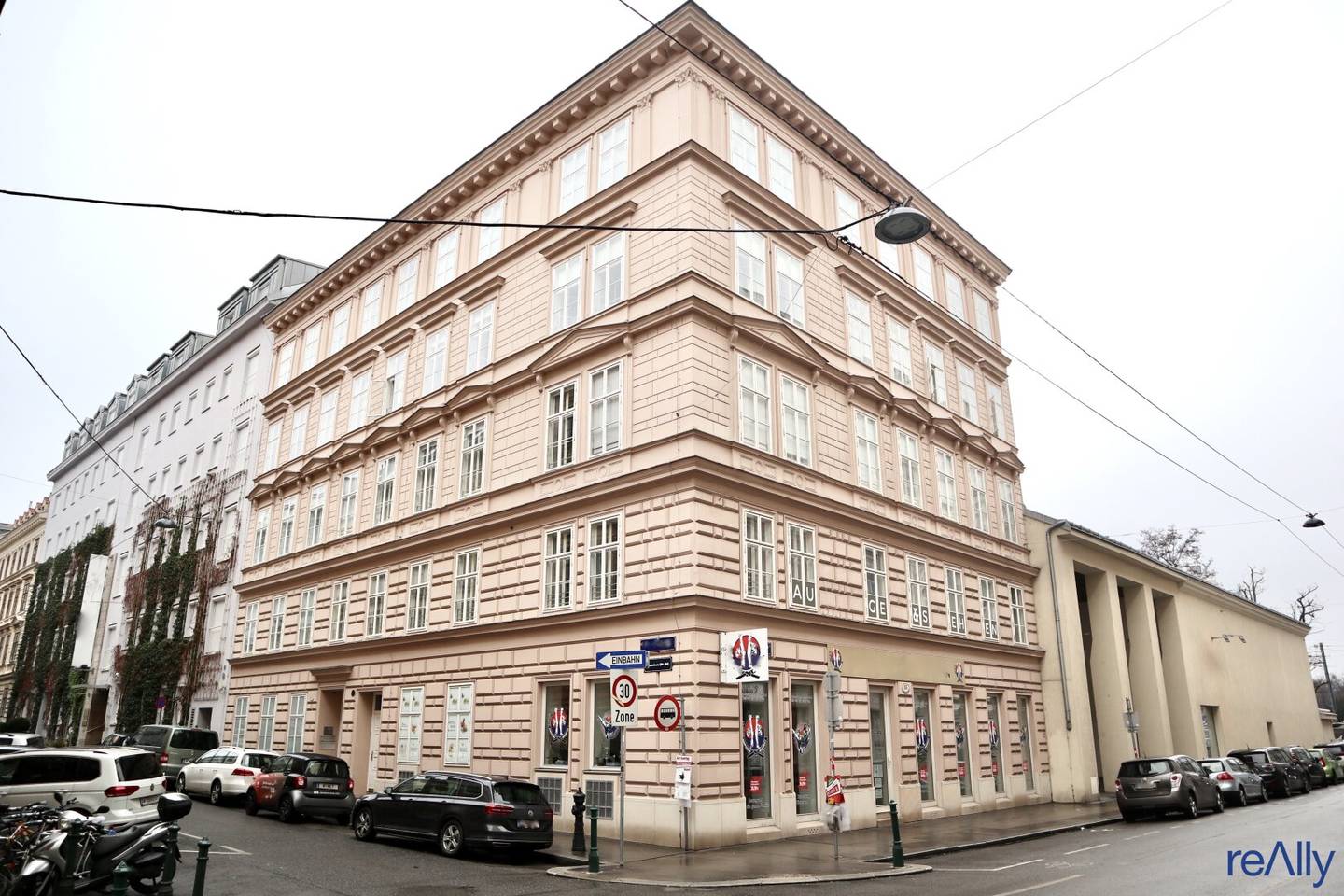 Moderne Bürofläche im "Ersten Otto-Wagner-Haus"