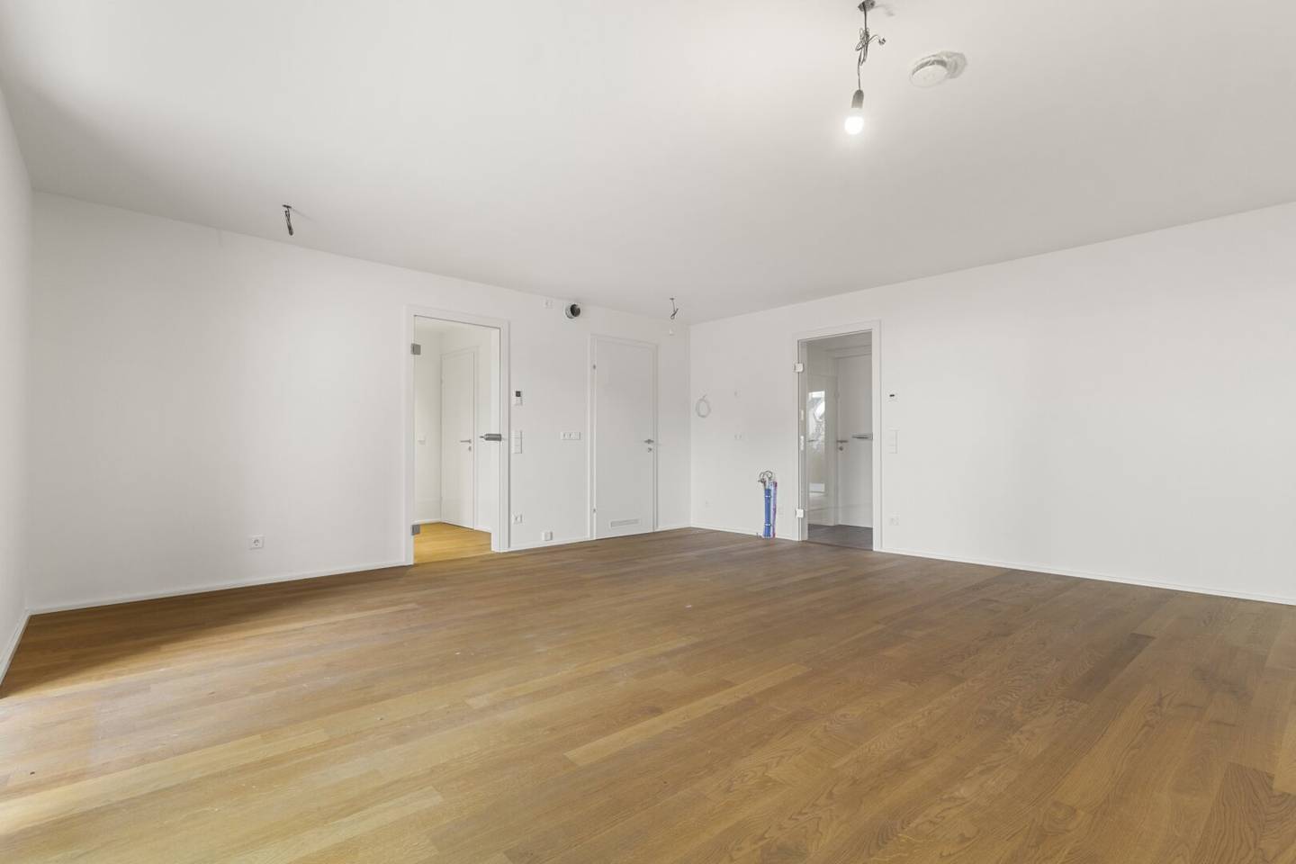 Neubau: Mega 3 Zimmerwohnung mit Terrasse & Garten am Benediktinermarkt!