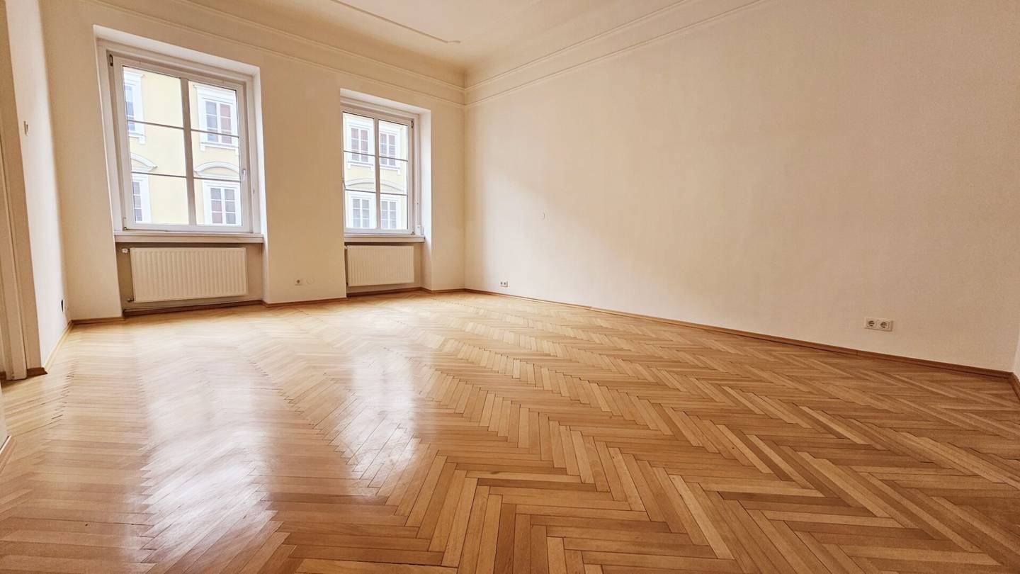 1 A Lage gegenüber City Arkaden - 50 m² Büro/Praxis/Studio!