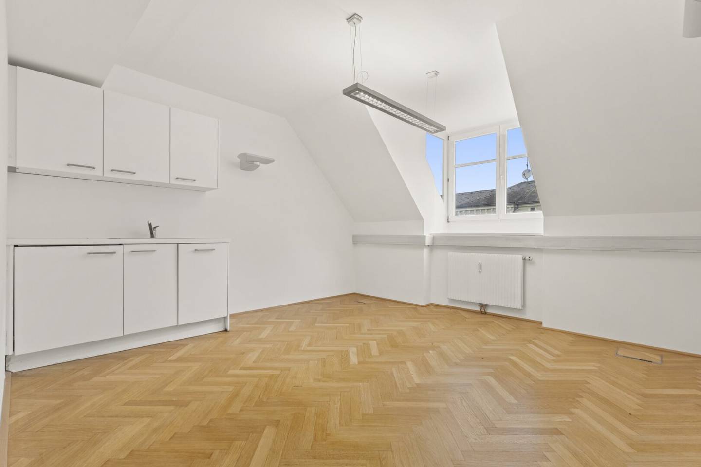 Büro mit Geschichte – Stilvoll Arbeiten am Heuplatz in Klagenfurt am Wörthersee!