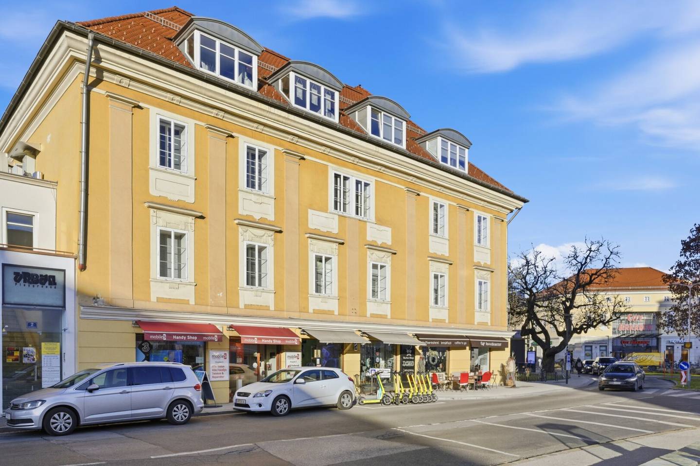Büro mit Geschichte – Stilvoll Arbeiten am Heuplatz in Klagenfurt am Wörthersee!