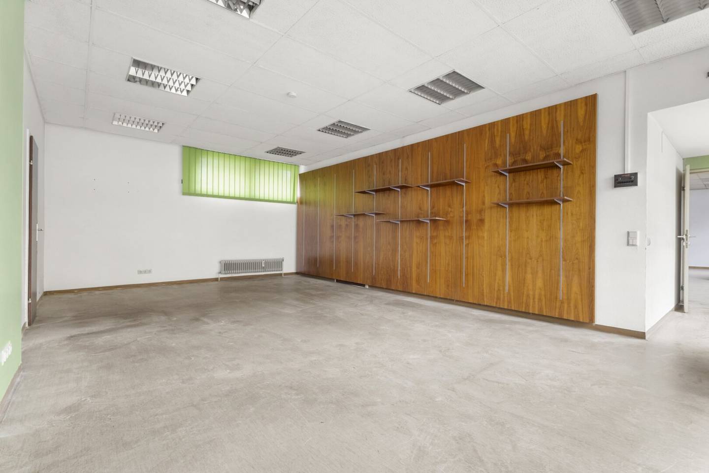 Vielseitige Gewerbefläche mit hoher Sichtbarkeit ideal für Praxis, Studio oder Büro in Klagenfurt!