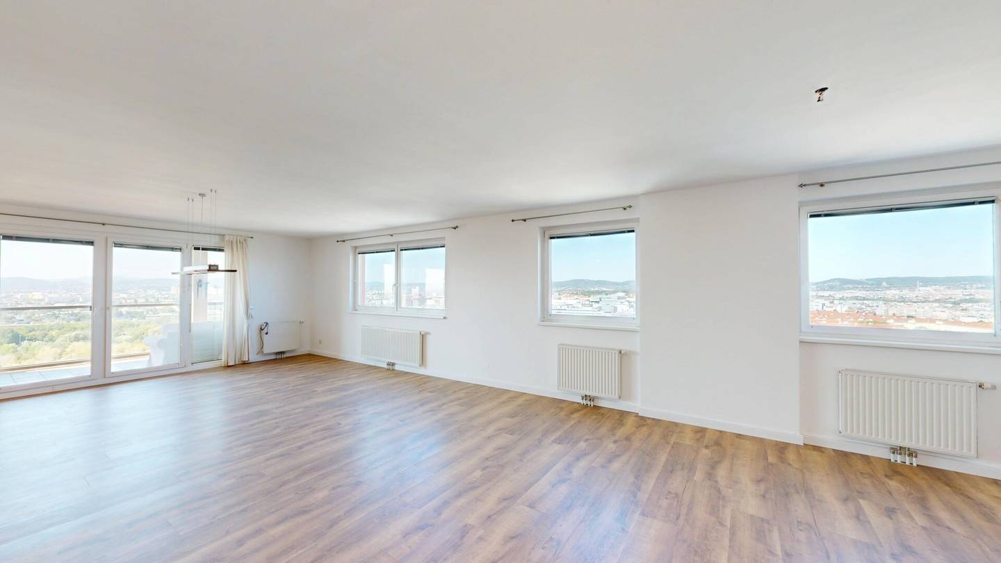 Panorama über Wien | Großzügiges Wohnen mit Loggia, Pool & Wellness im 15. Stock