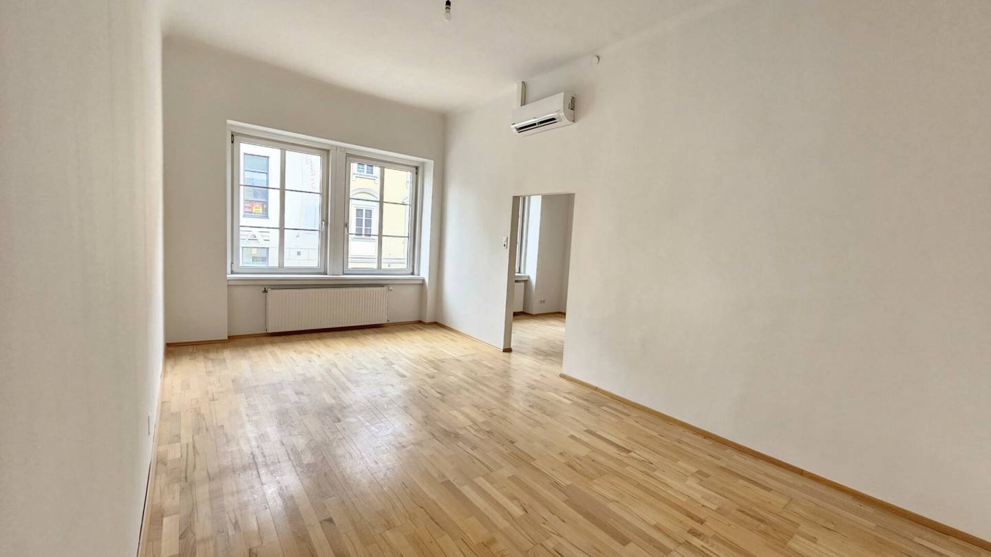 Bestlage - City Arkaden - 200 m² bis 350 m² Büro/Praxis/Ordination!