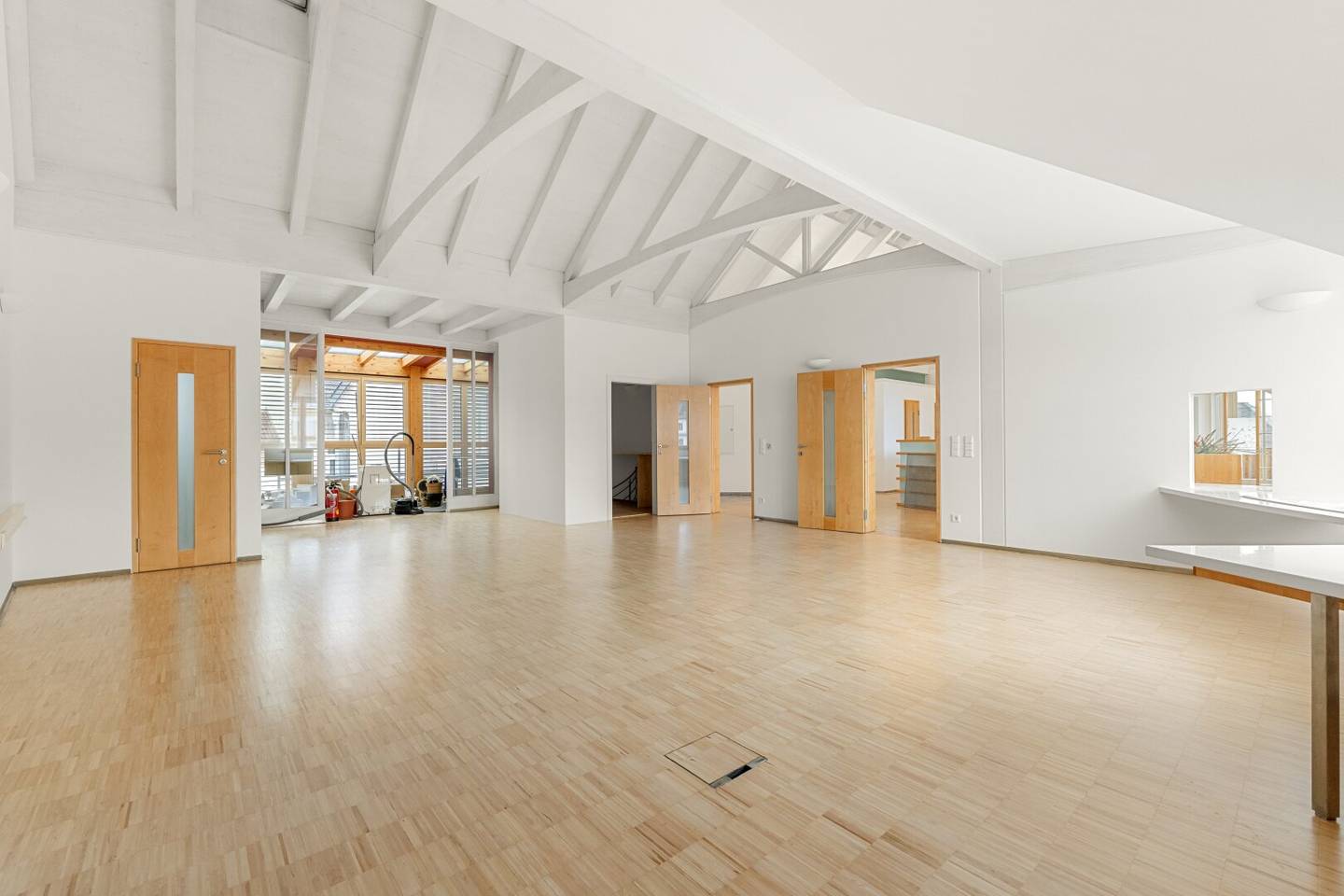 Büro / Ordination oder Praxis am Benediktinermarkt - Ihr neuer Standort mit 232 Quadratmetern!