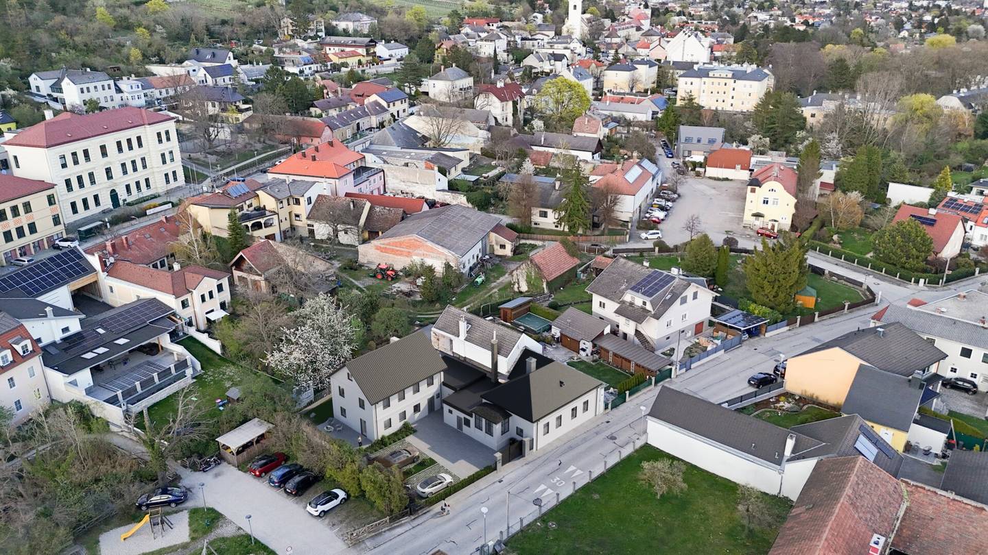 Vollsanierte Doppelhaushälfte in Bad Vöslau mit großzügigem Garten und moderner Ausstattung für Familien