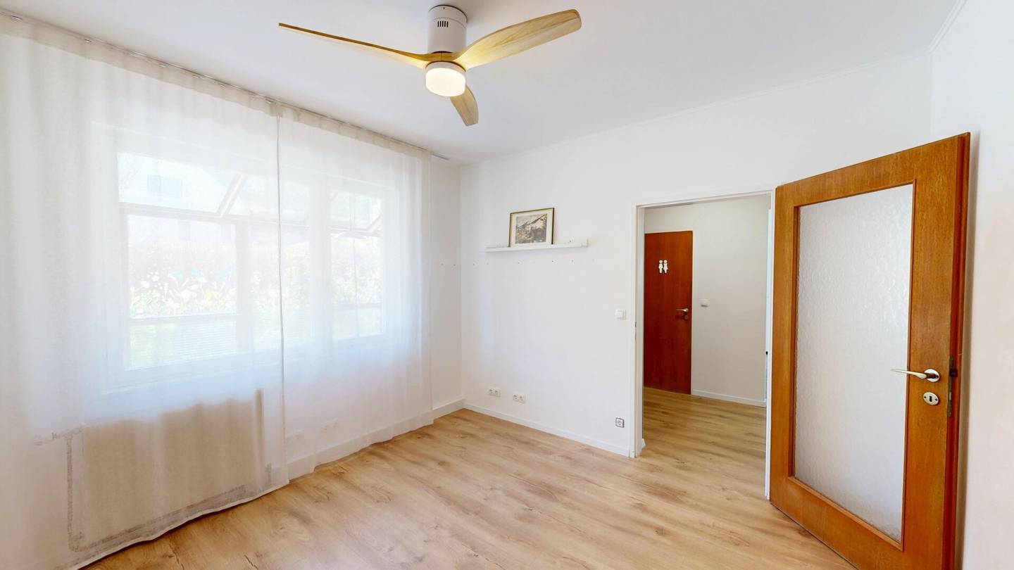 Charmanter Bungalow mit sonnigem Garten und guter Anbindung nach Wien