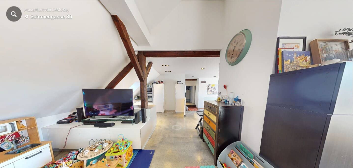 Altbau trifft Ausblick: Ein Refugium über den Dächern