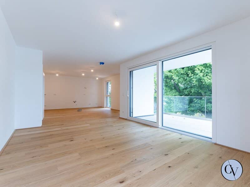 Perfect for Couples with Garden at the Foot of the Bisamberg - First Occupancy &amp; Commission Free