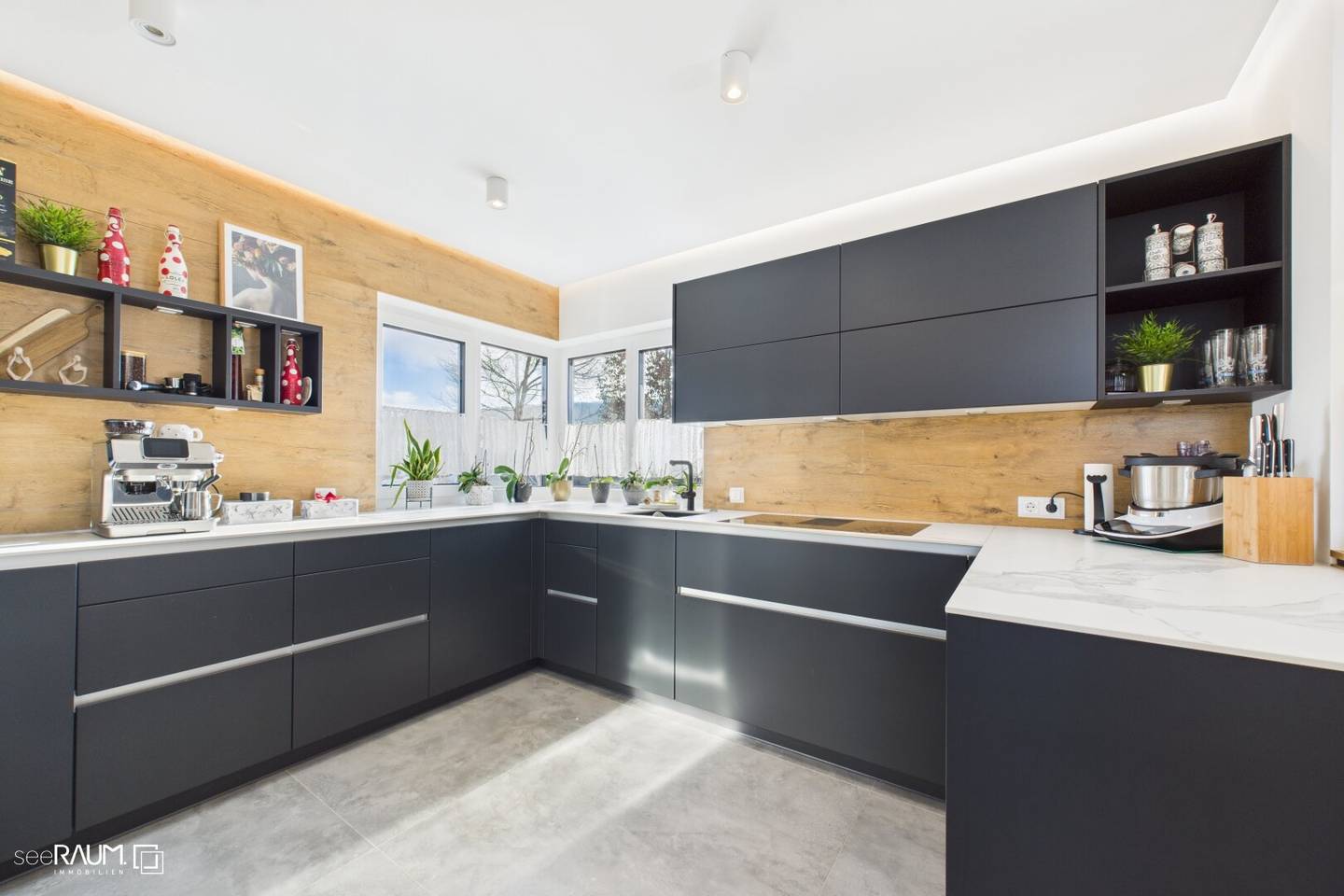 NEUBAU: Modernes Einfamilienhaus in sonniger Lage